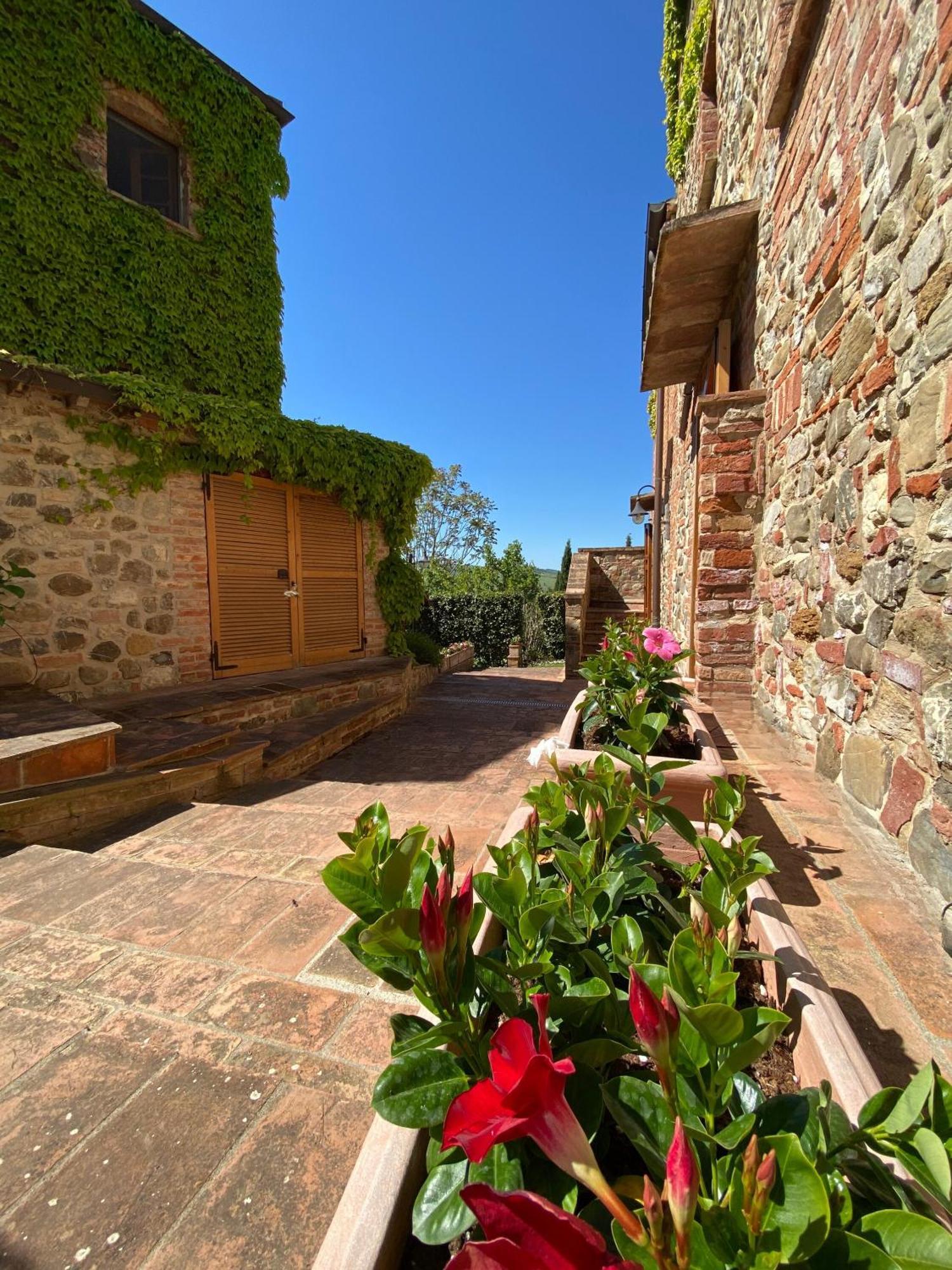Agriturismo Borgo 7 Tigli - Apt 1 Montepulciano Luaran gambar